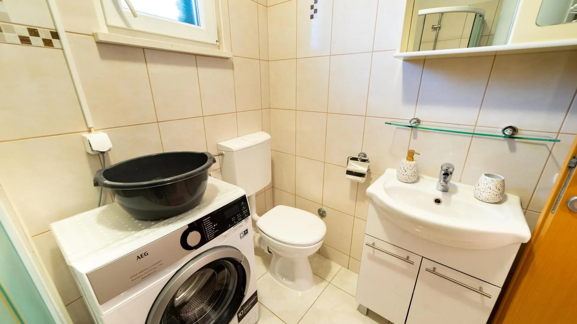 Apartment Happy In Split Center 10 Min Walk From Bacvice Beach