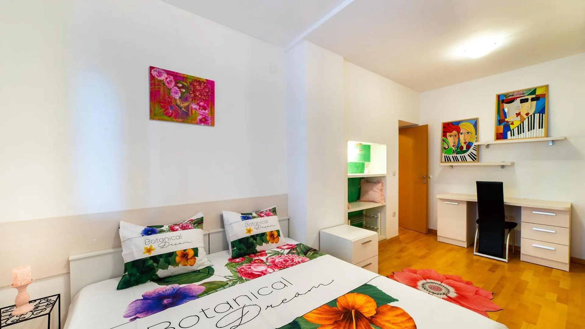 Apartment Happy In Split Center 10 Min Walk From Bacvice Beach